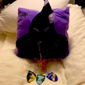 Vintage 2001 Harry Potter Decorative pillow